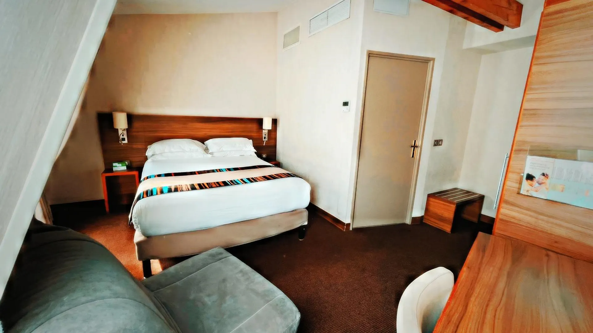 Montmartre By Ihg Hotel 4*