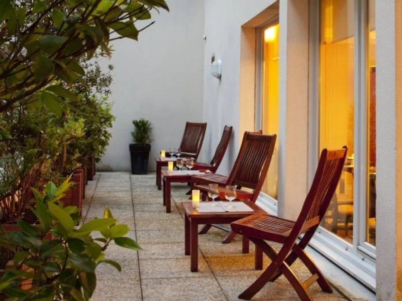 Hotell Montmartre By Ihg Paris