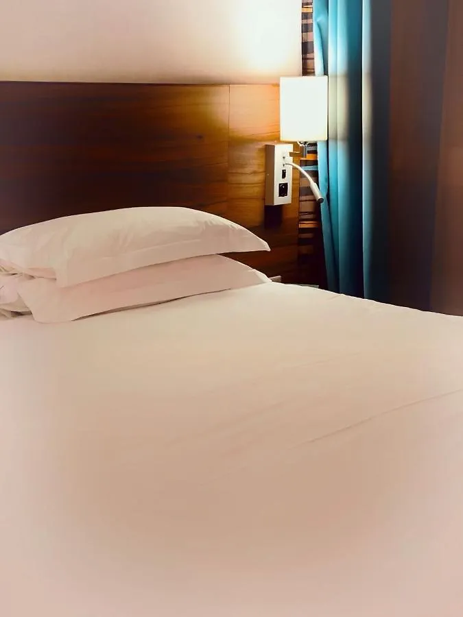 Montmartre By Ihg Hotel París